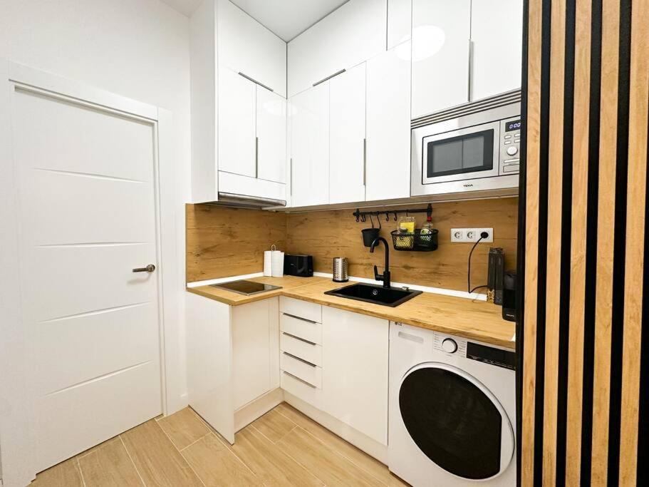 Cozy 2Bd Flat City Center + Ac Apartment Madrid Exterior photo